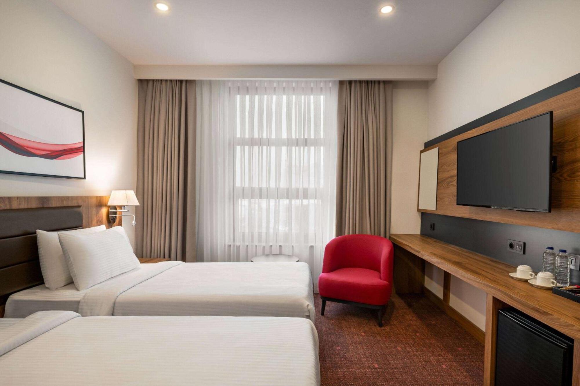 Ramada By Wyndham Karacabey Hotel Bursa Ngoại thất bức ảnh